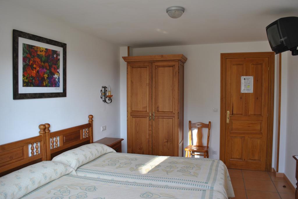 Fuente El Hayedo Hotel San Vicente De La Barquera Kamer foto